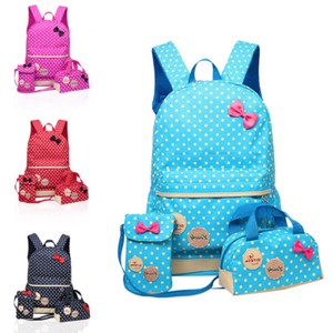 gucci floral wristlet