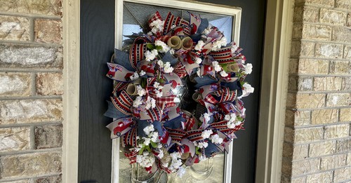 XL Patriotic Floral 4th of July Country Truck Farmhouse Front Door Wreath Decor - Picture 6 of 6