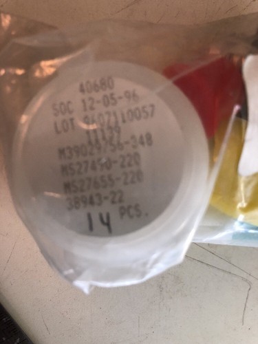 Deutsch Connectors D38999/26MB35SA con herramienta y pines - Imagen 3 de 5