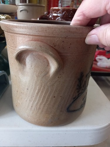 SALTGLAZE POTTERY Stoneware Crock W/ Cobalt Black Cabin Scene  R & B DIEBBOLL - Picture 5 of 20