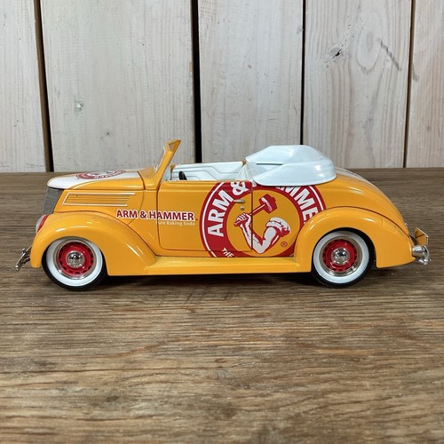 NIB Promotional Die Cast Car Arm & Hammer Bank, 1937 Ford Convertible - Picture 9 of 16