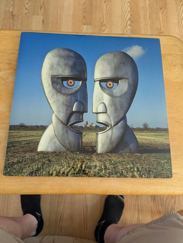 PINK FLOYD VERIFIED 20TH ANNIVERSARY RED STICKER & LOOSE WRAP DIVISION BELL - Picture 2 of 9
