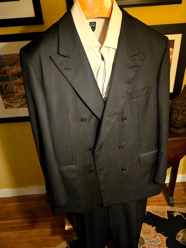 Brioni Black Double Breasted Suit, Micro Dot Pattern, "Tiberio" Line, Men's 44R - Picture 7 of 17
