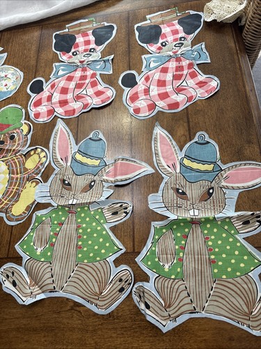 Children's Rabbit Bear 1940's Juvenile Novelty Barkcloth Era Vintage Fabric Cut - Picture 3 of 10