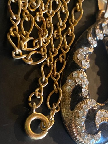 VTG Rhinestone Oval Teardrop Pendant Necklace Black Enamel Swirl Gold Tone Retro - Picture 6 of 16