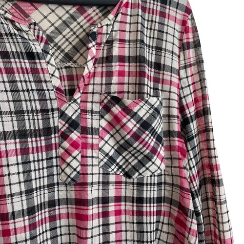 Eden & Olivia Top Women L Black Red Split Neck 3/4 Roll Tab Sleeve Plaid Popover - Picture 7 of 14