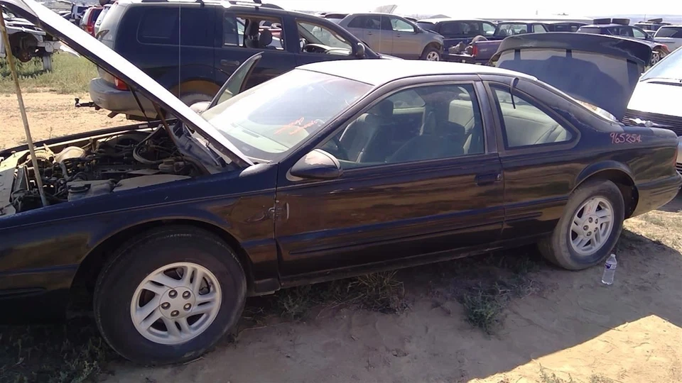 Driver Left Caliper Rear Fits 93-98 LINCOLN MARK SERIES 378248 - Image 2 of 4