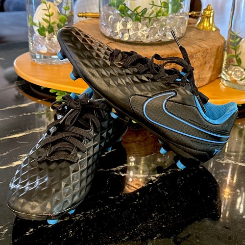 Nike Kids Soccer Cleats Size 4.5Y Tiempo Legend Club FG Black Blue