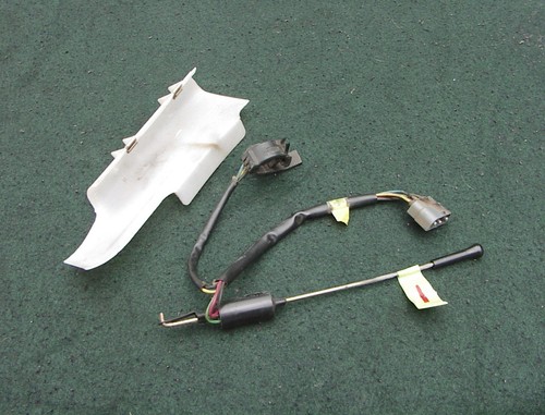 1981-1993 VOLVO 240  OEM CENTRAL DOOR LOCK MASTER SWITCH 1347547 MERA Germany - Foto 6 di 6