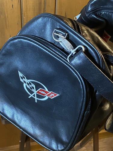 Vintage schwarze Leder Corvette Seesack | gesticktes Logo Reise Fitnessstudio Weekender - Bild 4 von 7