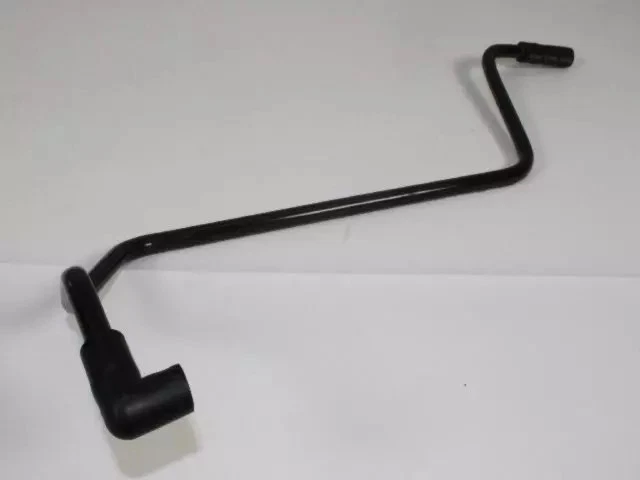 Tubo colector de ventilación a admisión de cárter Mopar genuino 53032617AD Foto 3 de 4