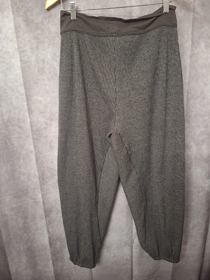 Pantalones de chándal Intimately Free People Most Wanted pequeños holgados tiro alto boho acogedores Foto 2 de 4