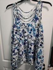 Torrid Blue Floral Top Sz 2