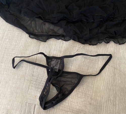 New Dreamgirl 2 Piece Black With Fuschia Flowers Lingerie Set Medium NWT - Picture 10 of 12