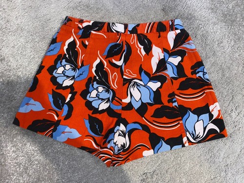 River Island Red/Orange Floral Shorts Size 8 - Picture 2 of 3