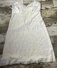 Vanity Fair White Size 38 L Large Vintage Full Slip Lace 100 Nylon Nightgown