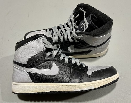 Size 13 Jordan 1 Shadow 2009 - Picture 3 of 4