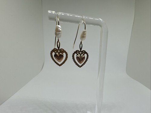 14K Yellow Rose Gold Italian Hearts Natural White Pearls Valentines - .85 Grams - Picture 7 of 13