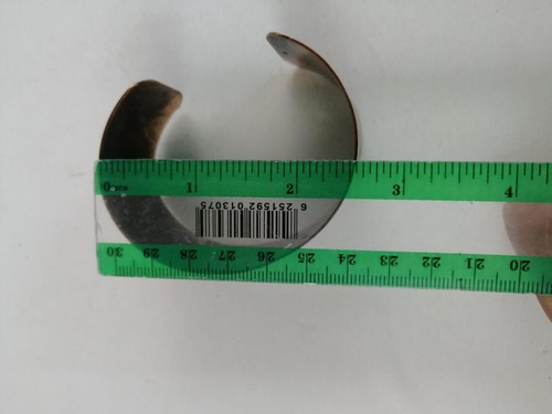 Bracciale Ottone Artigianale con Intricate Incisioni di Alberi e Bambini - Foto 4 di 7