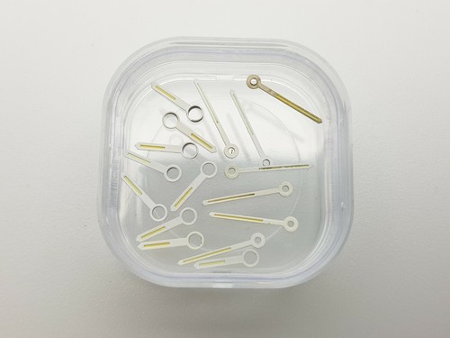 2 Stück - (Stunde und Minute) - Omega Speedmaster Tritium Zeiger - Teile - Bild 1 von 6