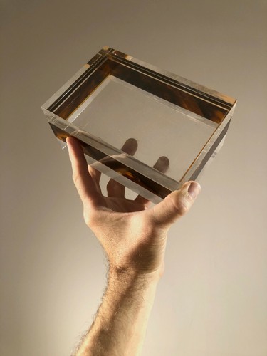 1970 PHILIPPE CHEVERNY 1 BOITE POST-MODERNISTE POP SHABBY-CHIC LUCITE PLEXIGLAS - Imagen 2 de 4