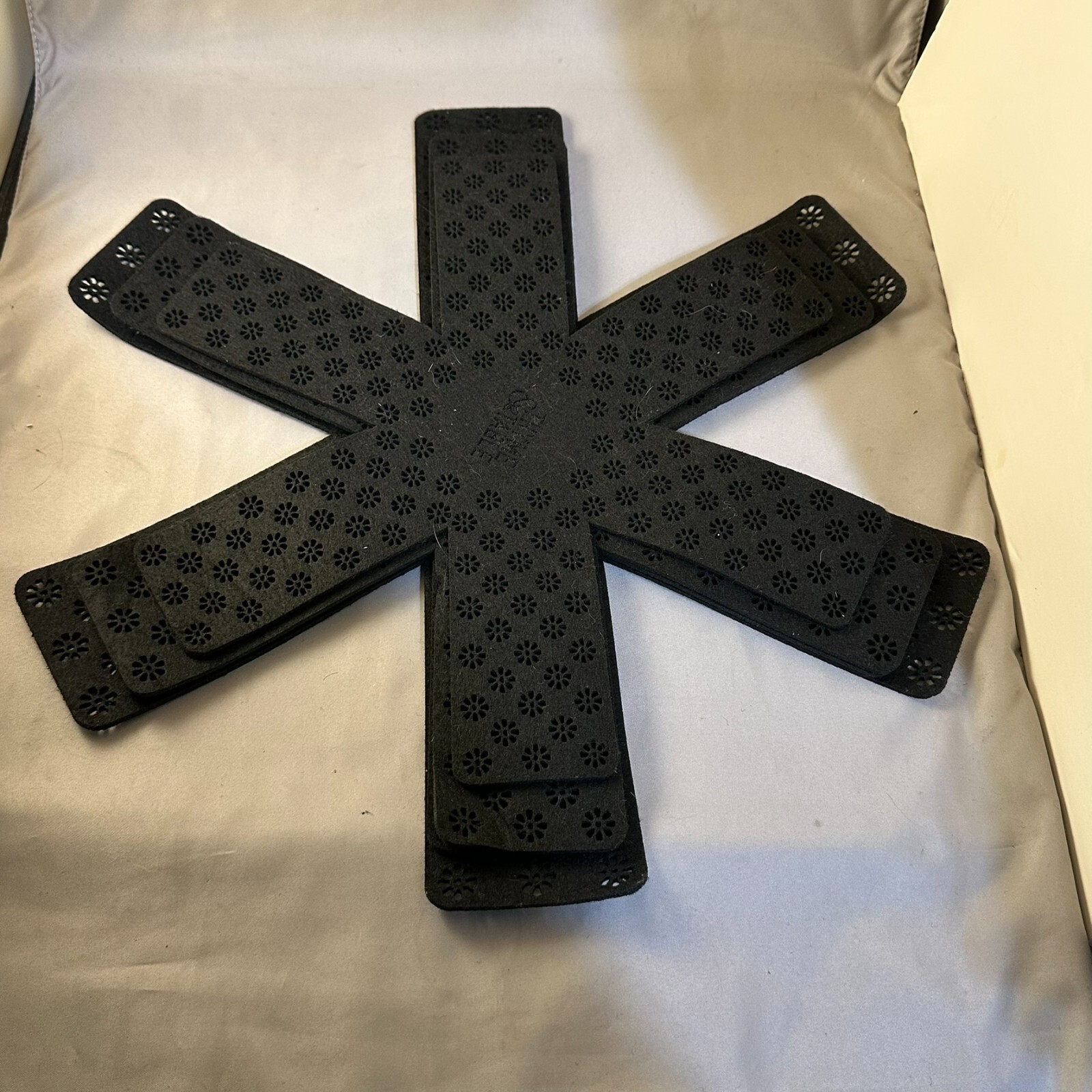 Picture 1 of 1