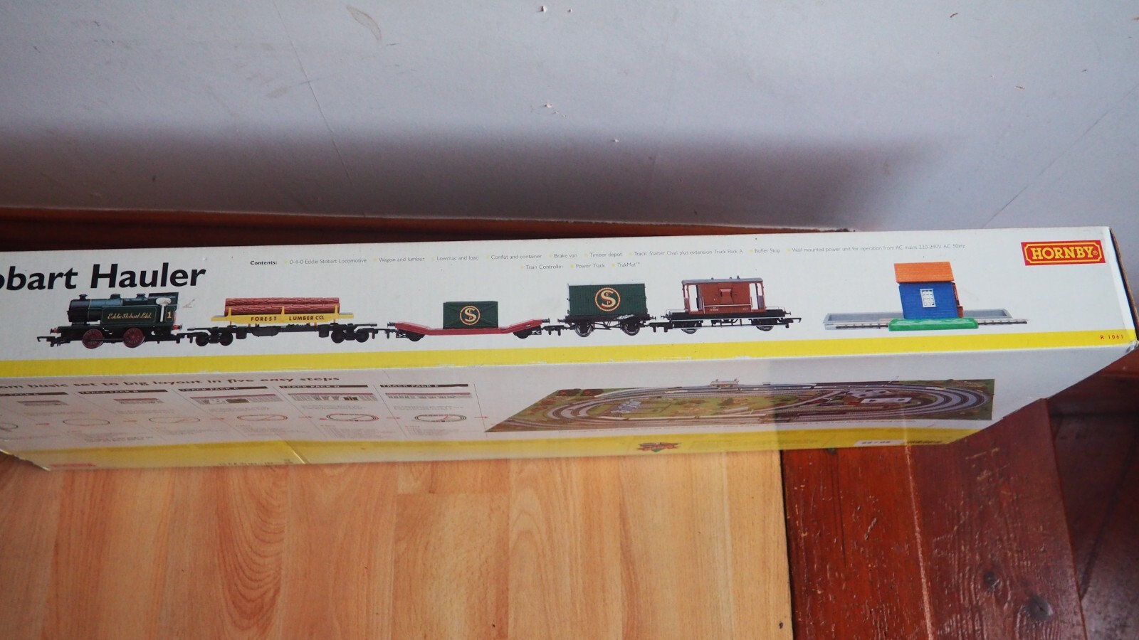 Hornby R1061 Eddie Stobart Hauler Train Set 00 Gauge Boxed eBay