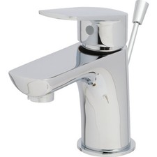 Seasons Gramercy Park Chrome Single Handle Bathroom Faucet With 50/50 Pop-Up