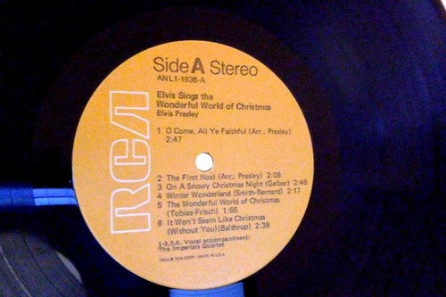 NM ELVIS Sings The Wonderful World Of CHRISTMAS lp 1975 press in SHRINK PLAY EX - Picture 6 of 12