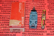 Honeywell GLBA02A2A Micro Switch Rotary Limit Switch W/Roller Lever New