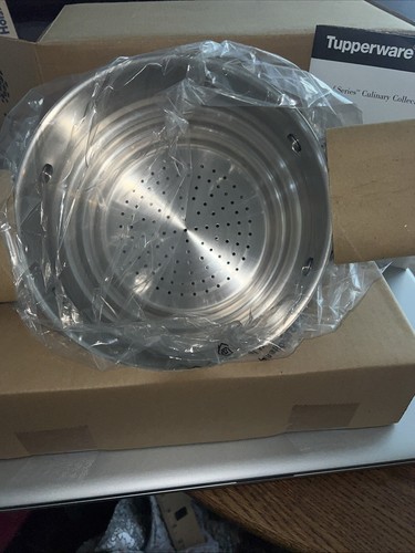 Tupperware Chef Series Universal Steamer Insert For 2.5 & 3 Qt. Sauce Pan - Picture 2 of 8
