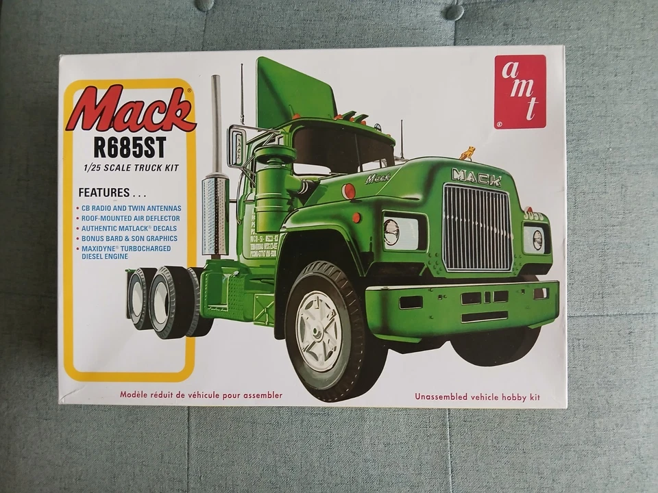 Mack DM 685ST in 1:25 von AMT # 1039/06, sehr selten! - Bild 1 von 4
