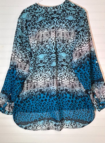 Blusa para mujer Roz & Ali 1X azul negra manga larga lengüeta enrollable transparente - Imagen 3 de 10