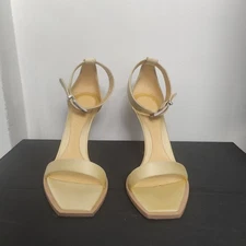 ALEXANDER MCQUEEN Ankle Strap pale yellow Sandal HEELS SIZE 40