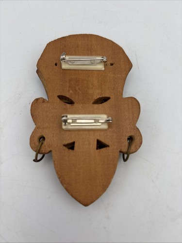 Tribal Handarbeit Vintage Anstecknadel Brosche Holz handgeschnitzt handbemalt Unikat Lg - Bild 2 von 8