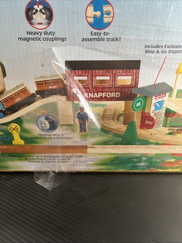 Thomas & Friends 60th Anniversary Set NIP Sealed Gold Train Wooden Train Tracks - Picture 7 of 16