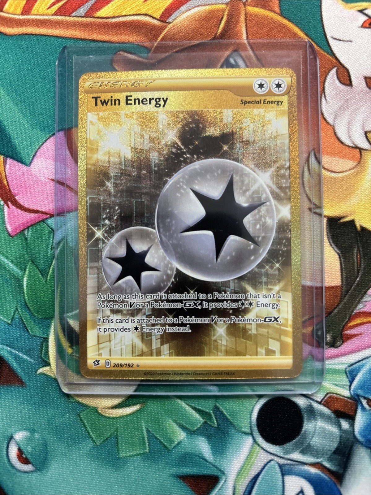 Twin Energy (Secret) 209/192 Swsh02: Rebel Clash Gold Holo NM/N Condition