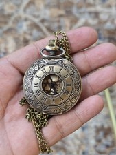 Classic Vintage Stylish Pocket Watch with Chain for Men Women Quartz Watches