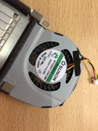 Acer Aspire One D255, D255E CPU Cooling Fan 60.SDE02.007 AT0F3001SS0 MF40050V1 - Picture 4 of 7