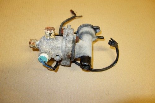 Suzuki Gsf gsf400 gf Bandit 400 thermostat housing cooling - Picture 6 of 6