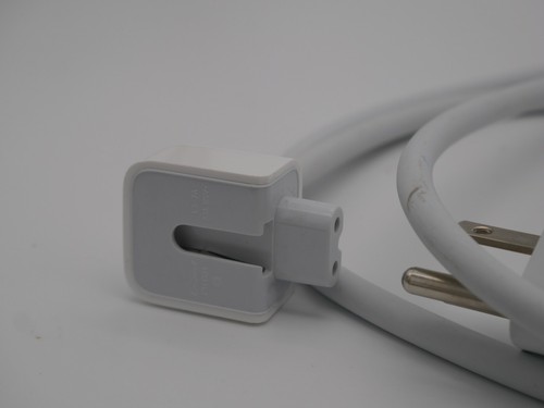 Apple 7' Power Adapter Extension Cable for MagSafe and MagSafe 2 - Picture 2 of 3