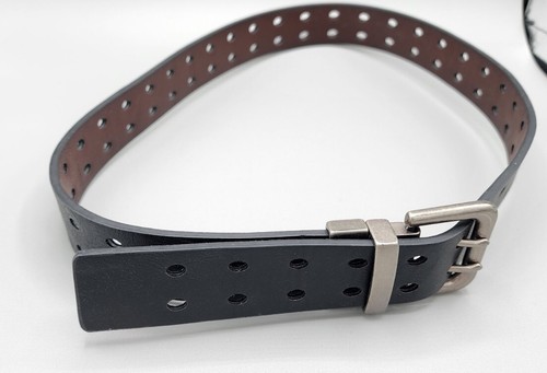 Boys Levi's Genuine Bonded Leather Reversible Brown / Black Punched M 26-28 Belt - Picture 4 of 10