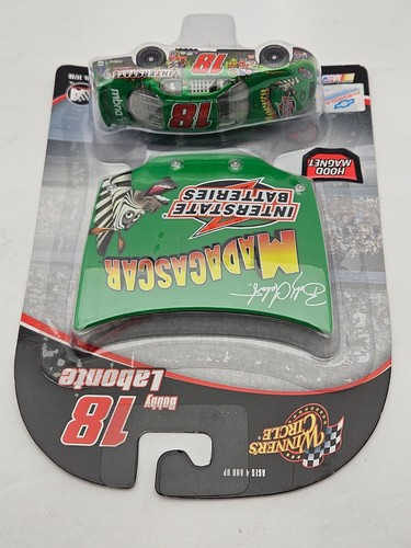 Winner's Circle HOOD MAGNET SERIES Bobby Labonte 'MADAGASCAR' 1:64 Scale DieCast - Picture 11 of 24