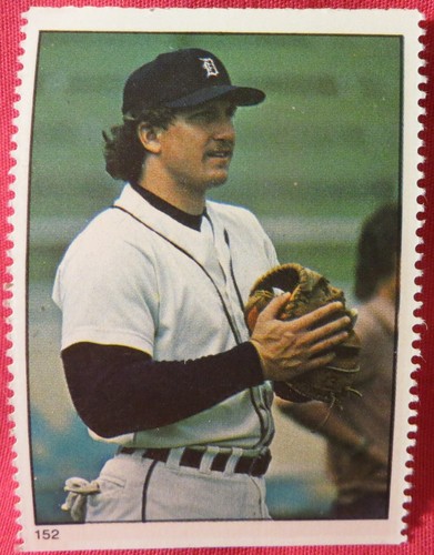 1982 Fleer Baseball Stamps Singles - Pick Your Card - Picture 96 of 142