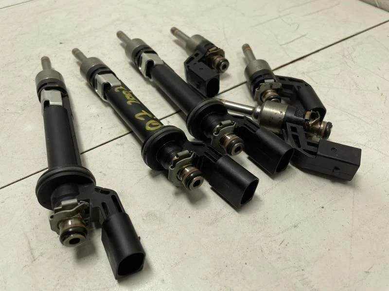 JUEGO DE 6 INYECTORES DE COMBUSTIBLE AUDI Q7 3.6 QUATTRO 2007 DE FÁBRICA Foto 2 de 4