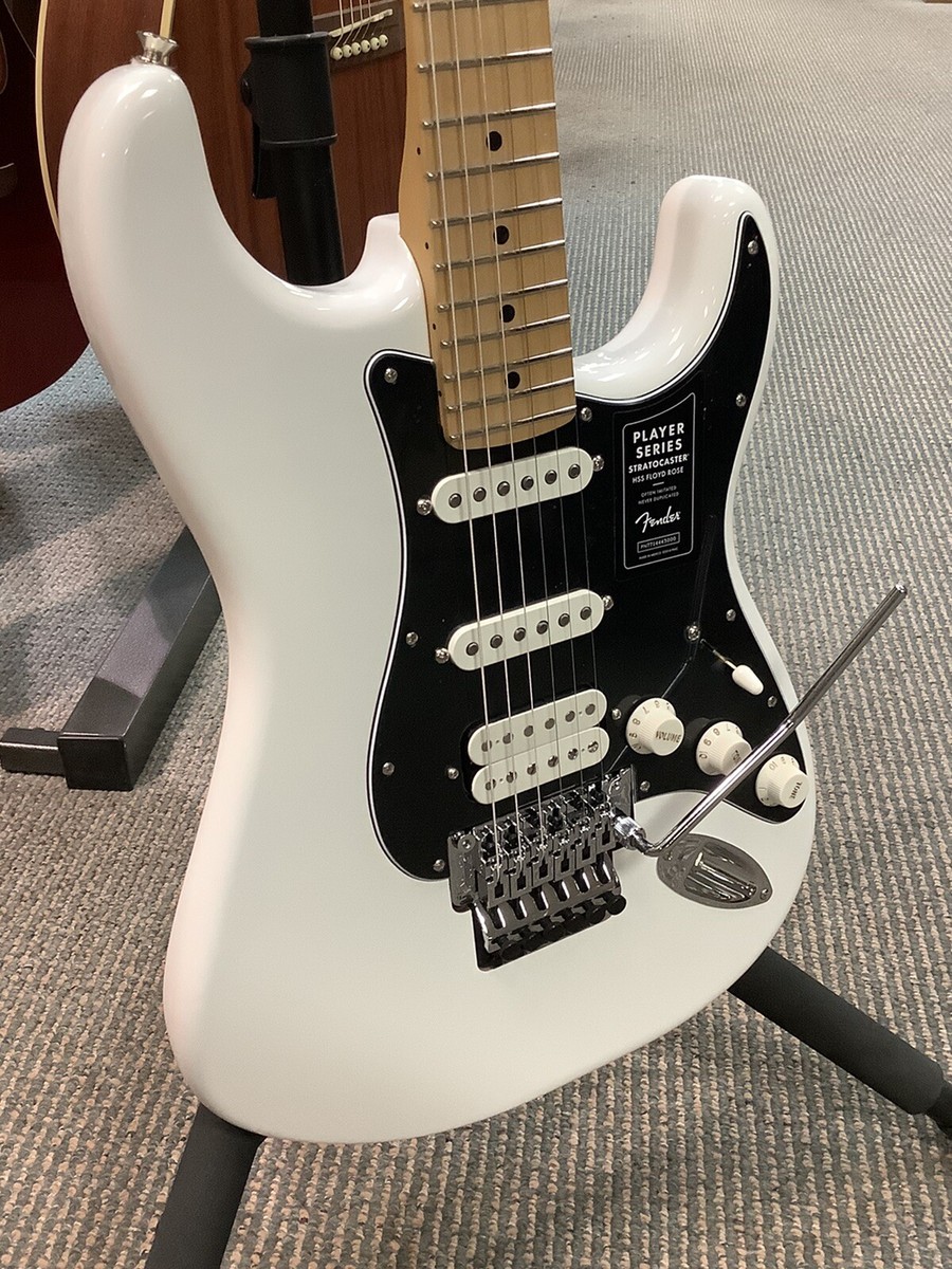 Fender Player Stratocaster Floyd Rose HSS 6 String Maple