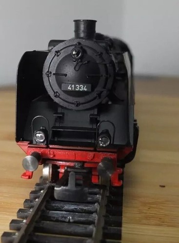 Marklin 3082 HO gauge DB BR 41 steam locomotive in black livery - Picture 11 of 20