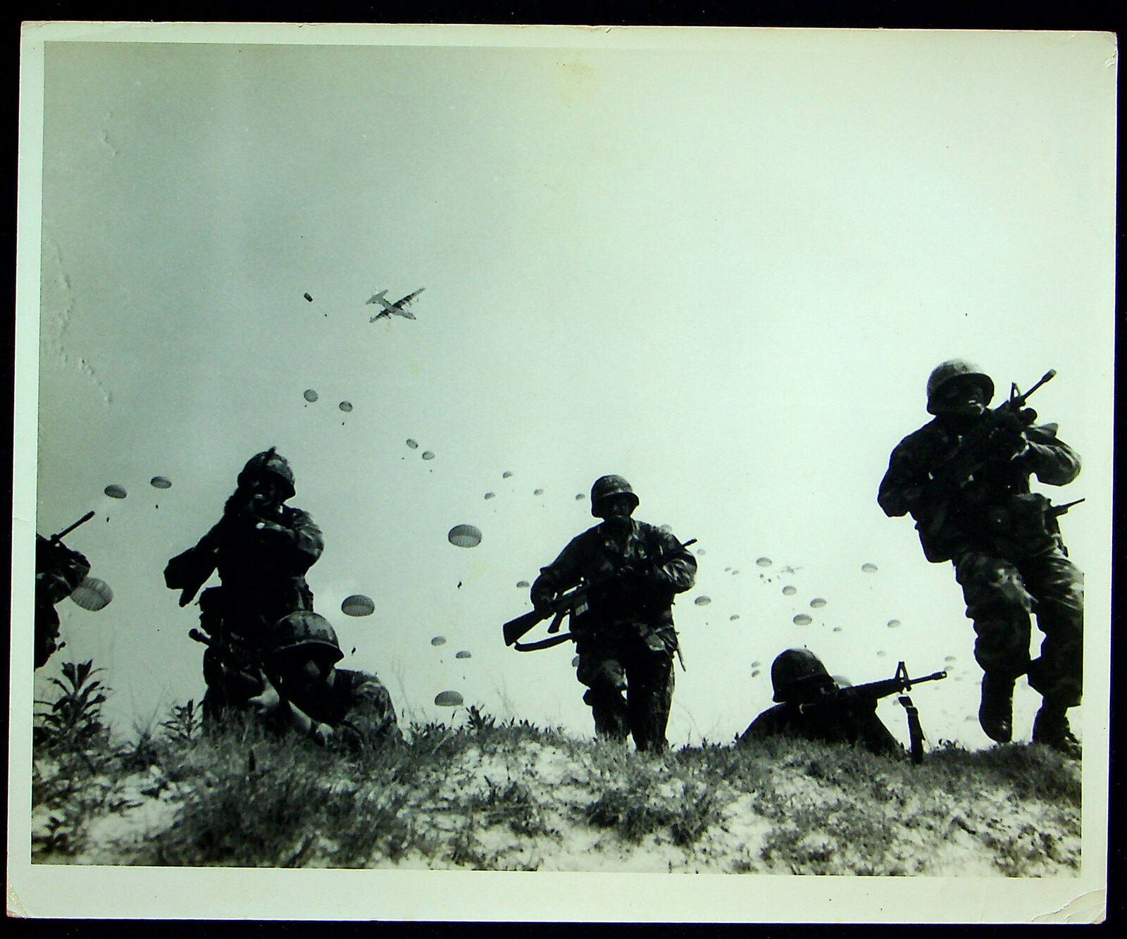 US Army Airborne Assault Exercise Photograph 8x10 1st BN 505th Inf 82nd Abn Div