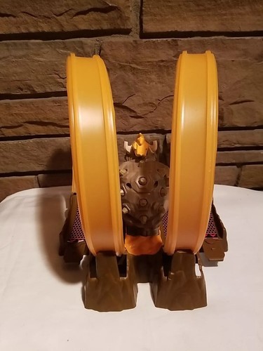 Mattel Hot Wheels Mario Kart Bowsers Castle Chaos Track Set Replacement 2019 - Picture 4 of 6