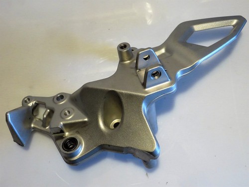 BMW F800R Fußrasten Halter  ab 2015 links - Bild 1 von 2